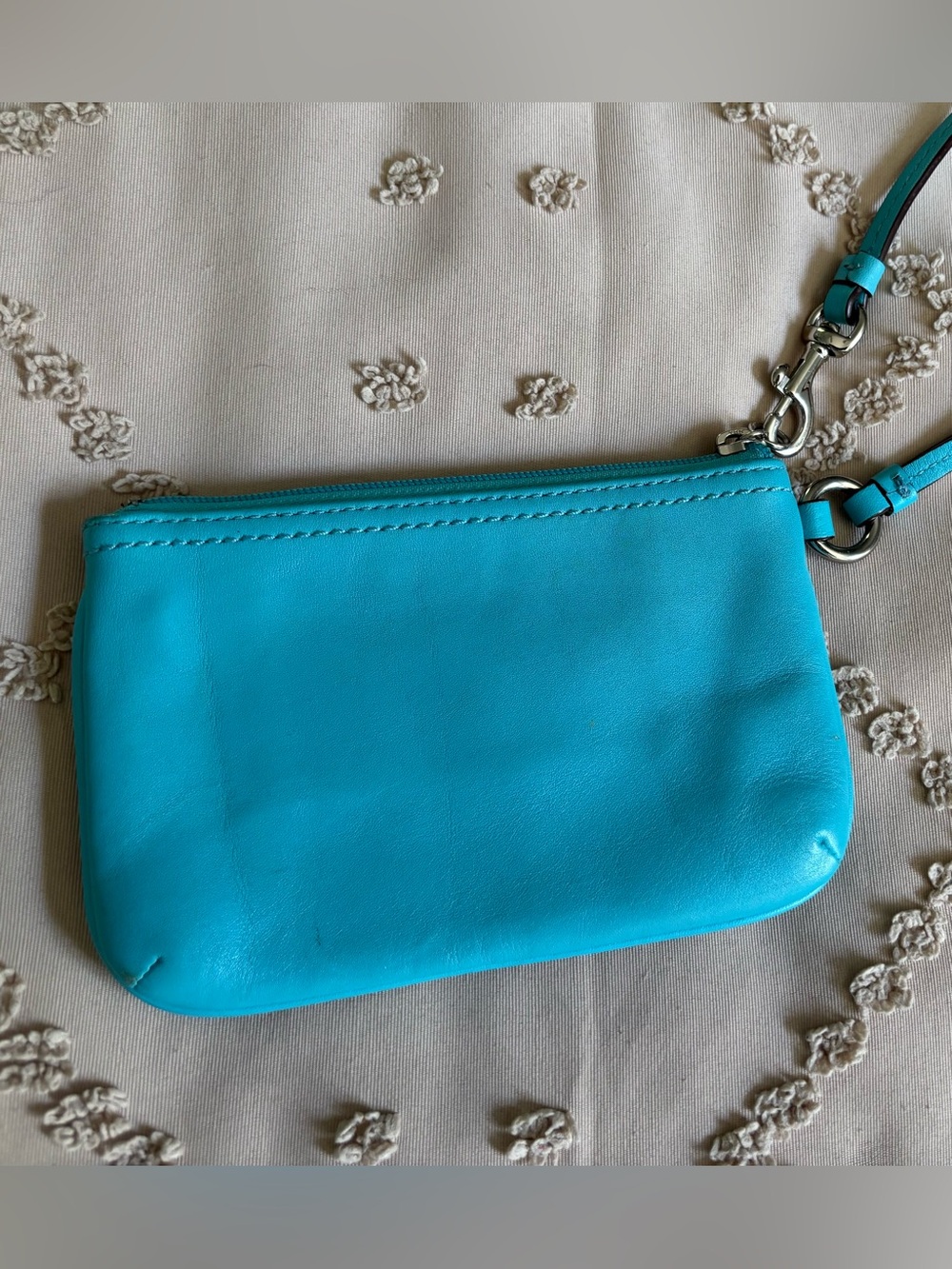Coach Corner Zip Wristlet in Turquoise Blue Genuine Leather - Picture 2 of 6